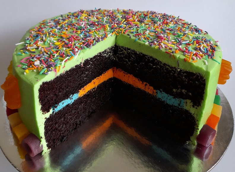 Chocolate Bubblegum Cake
